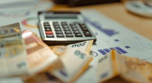 Read more about the article Nova višina minimalne plače v letu 2026